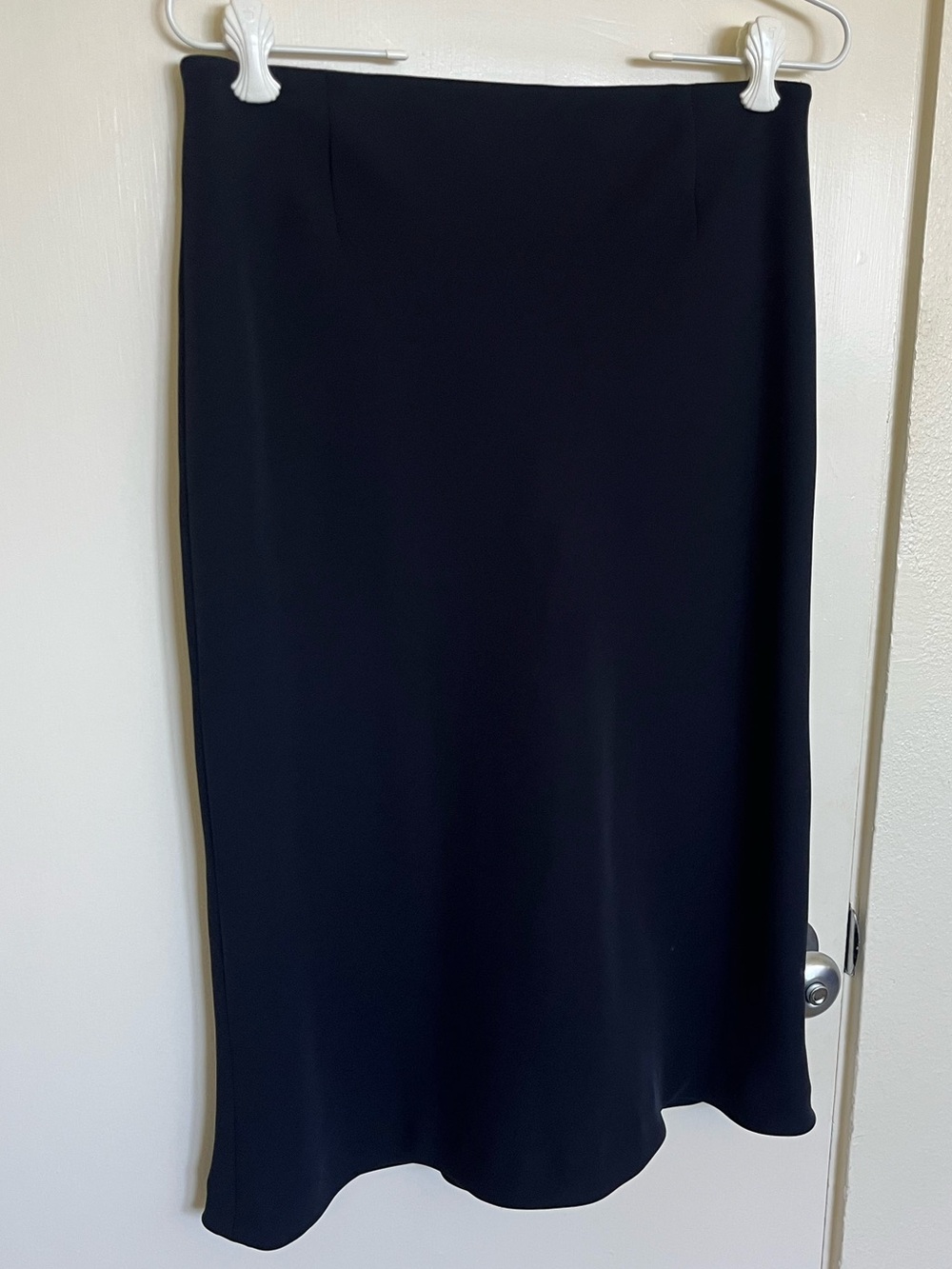 Classic Armani Collezioni Navy Women's Midi Skirt